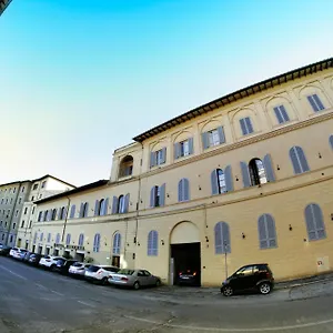 le-lupe.it-tuscanyhotel.com/