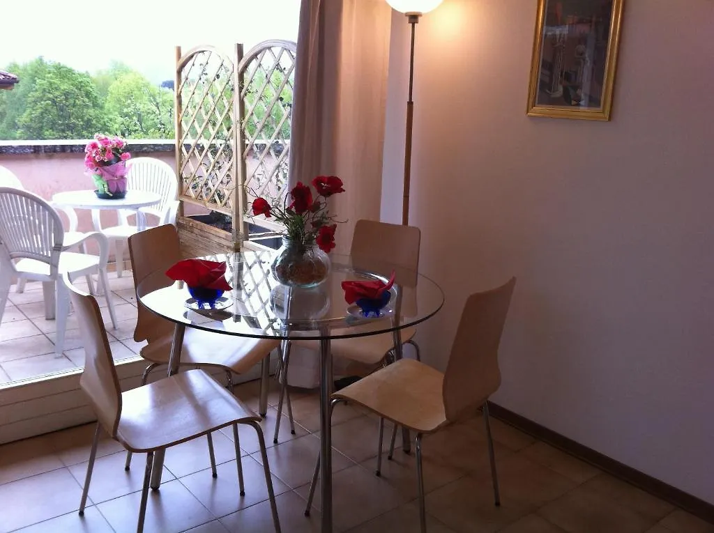Residence Geranio Domaso Aparthotel