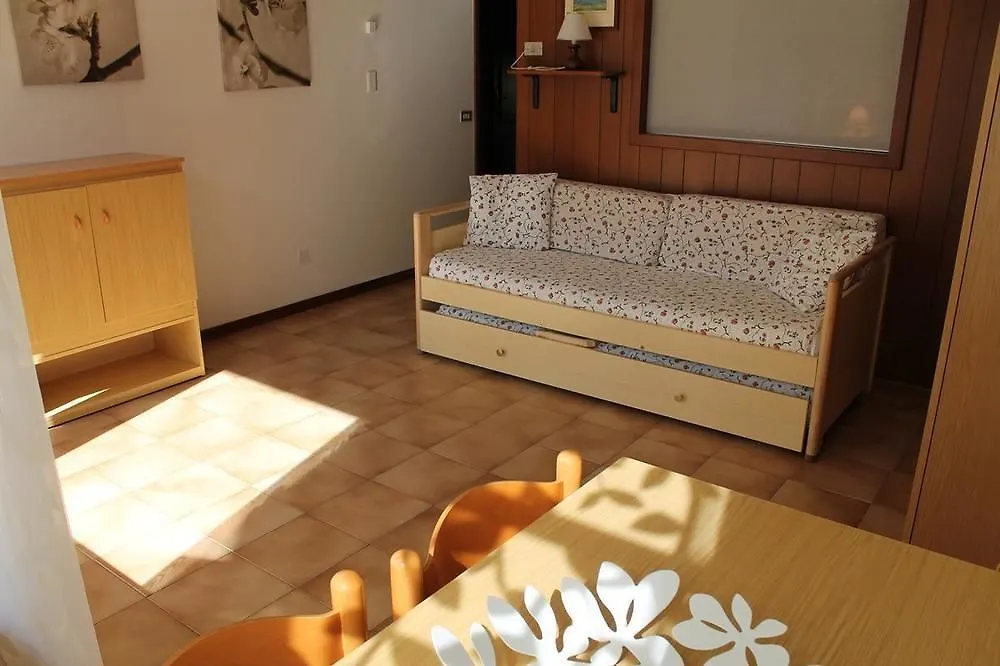 Residence Geranio Domaso 0*,